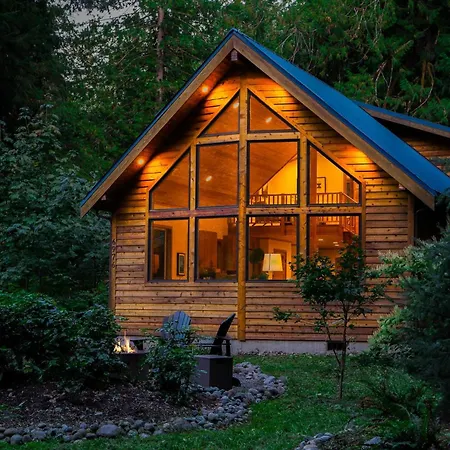 Church Mountain View Chalet